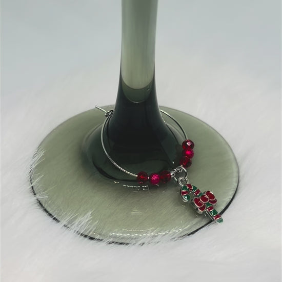 wine glass charms festive